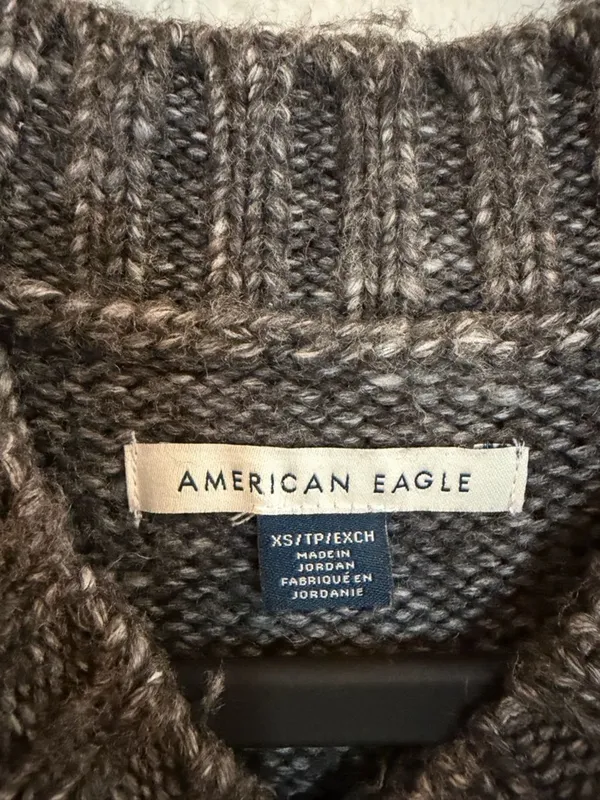 American‎ Eagle Sweater Cable Knit XS Grey Oversized Chunky Fisherman Pullover - Image 4