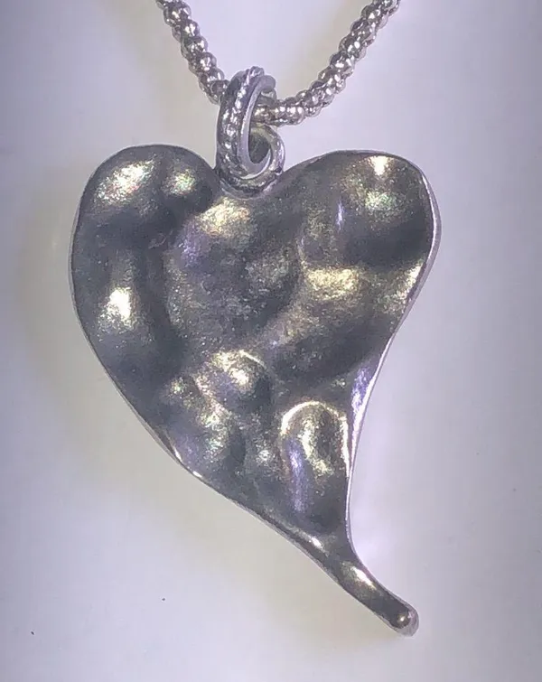 Silver Tone Retro Boho Heart Pendant Necklace - Image 3