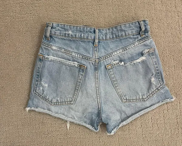 ZARA Denim Short - Image 3