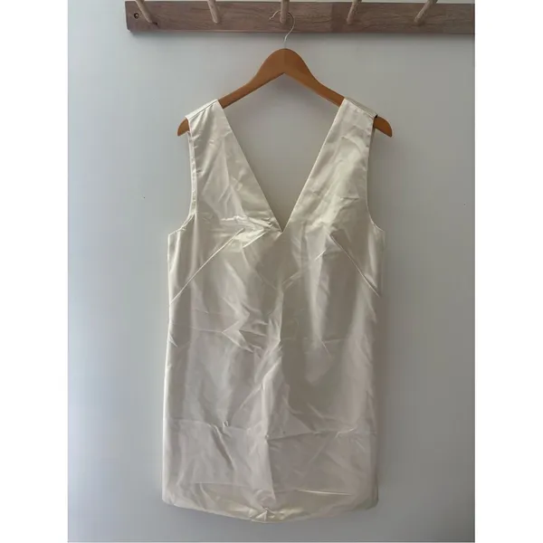 Abercrombie & Fitch Shift Bow-Back Mini Dress Ivory Size Large Tall Sleeveless - Image 5