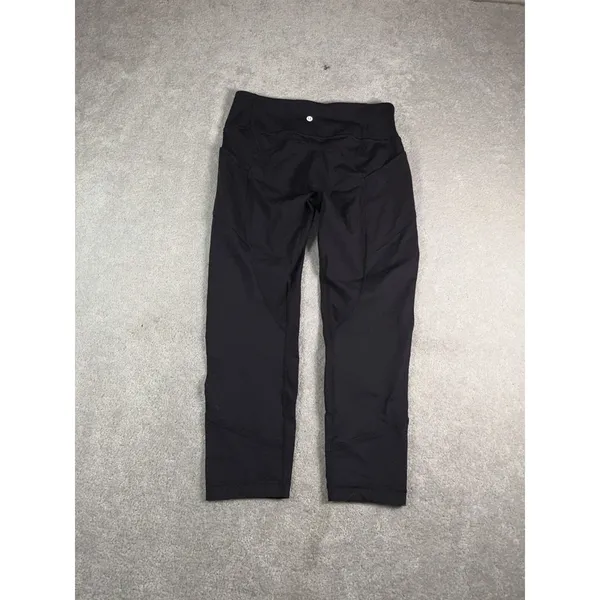 lululemon cropped black leggings size 12 no front seam - Image 3