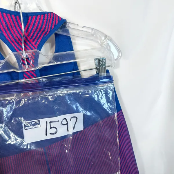 Fabletics Medium Workout Set Pink Blue Seamless Sports‎ Bra Bike Shorts 1597 - Image 12