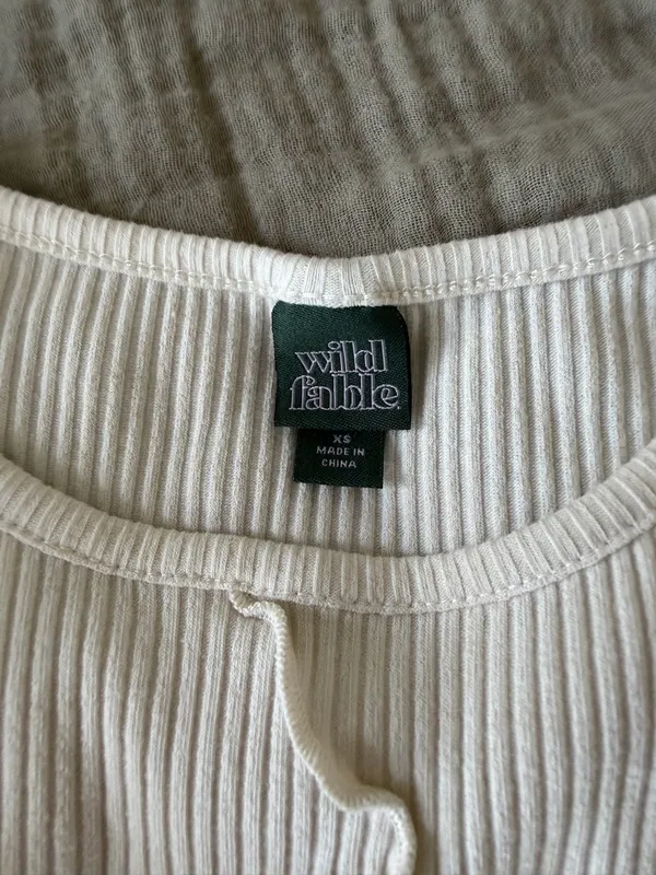 Wild Fable Cropped Top - Image 3