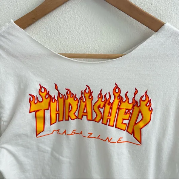 Thrasher off-the-shoulder skater graphic tee - Image 2