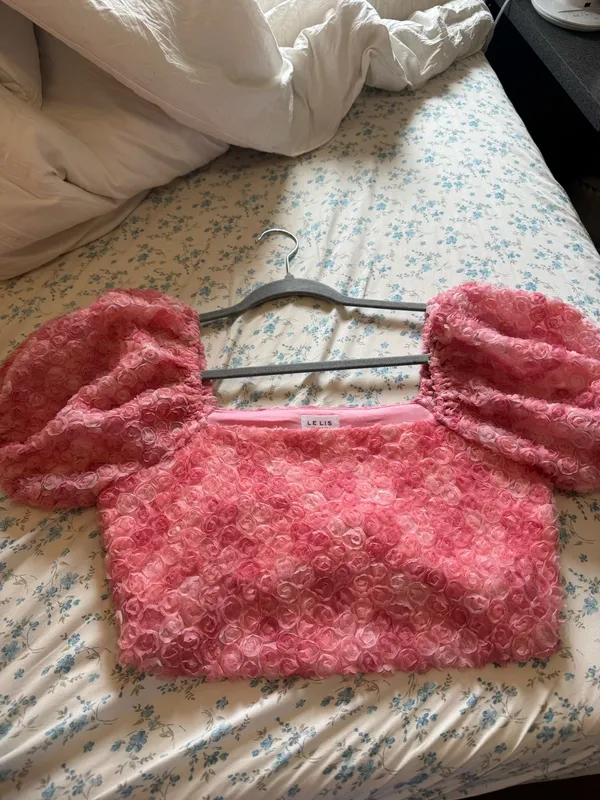 Boutique Floral Top Crop - Image 3