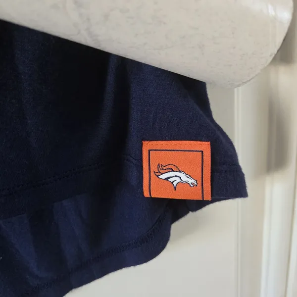 Denver Broncos Womens Medium Fanatics NFL Raglan Mesh Sleeve Tunic Top Navy Blue - Image 4