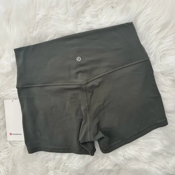 Lululemon Align High Rise Short 4" Army Green Size 10 - Image 7