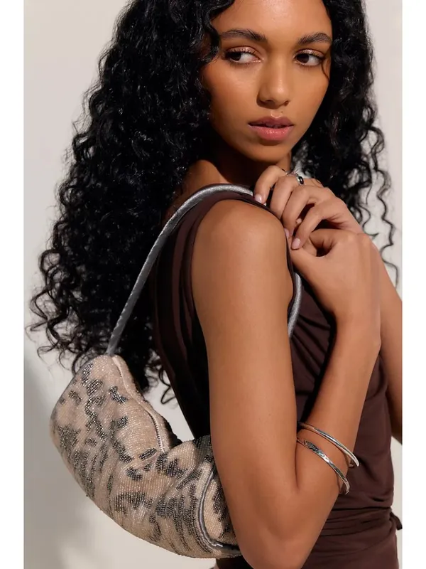 FREE PEOPLE Bailey Beaded Barrel Bag in Cream / Grey NWT - Image 2