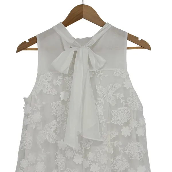 Robbie Bee Signature White Floral Lace Shift Dress Size Medium Bow Back‎ - Image 5