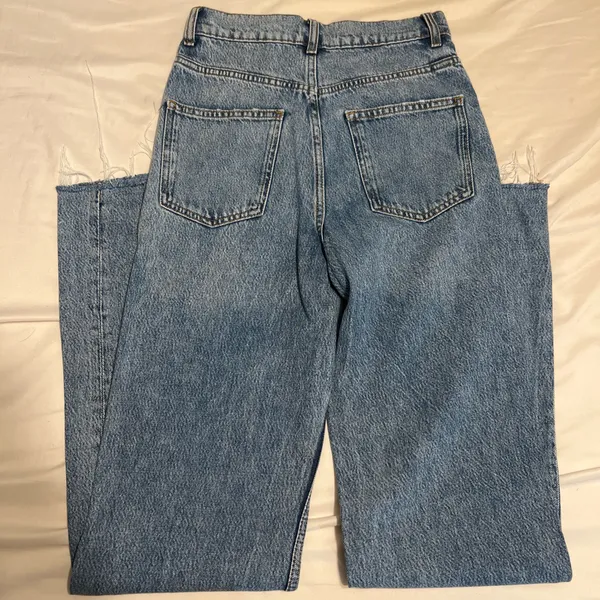 Zara High Waisted 90s Full Length Blue Jeans - Image 2