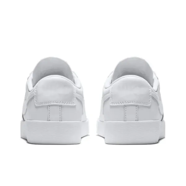 Nike Blazer Low SE White Sneakers - Image 2