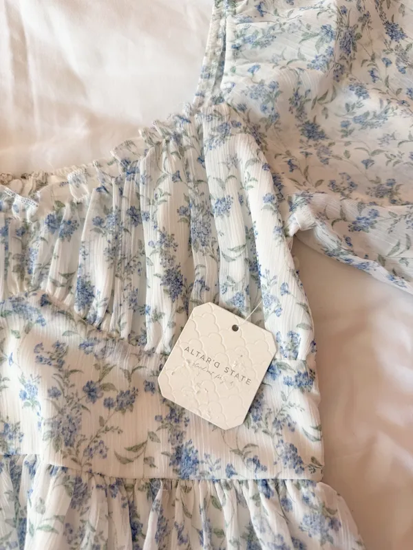 Altar’d State White And Blue Floral Petal Puff Sleeve Dress Size Small - Image 4