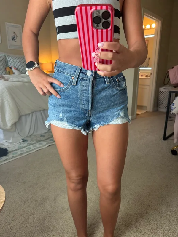 Levi’s 501 Shorts - Image 3