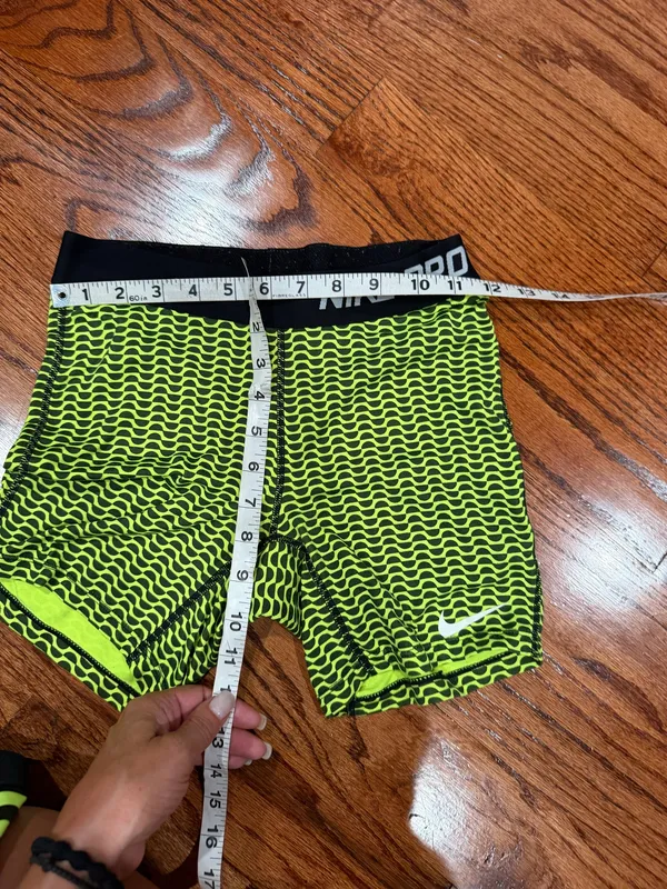 Nike Pro Biker Shorts - Image 6