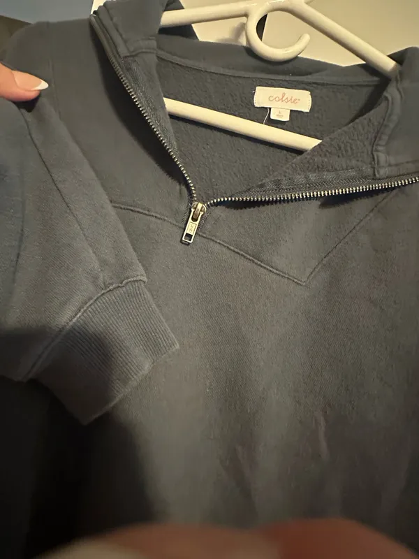 Colsie crop sweatshirt sz L Gray Size L - Image 4