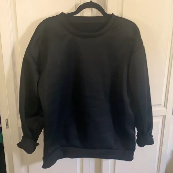 Unisex crew neck relaxed fit sweatshirt NWOT - Image 2