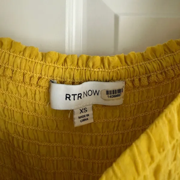 RTR Now Yellow Smocked Babydoll Mini Dress XS Puff Sleeve‎ Textured Cottagecore - Image 7