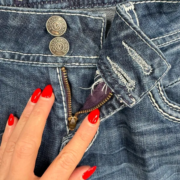 Vigoss 11 / 31 Jeans Bootcut Embellished Rhinestone Flap Pocket Medium Wash Blue - Image 5