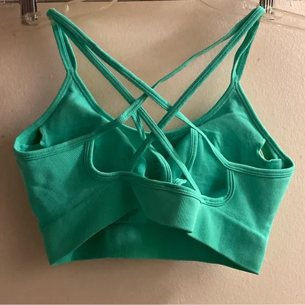 Women’s Mint Green Sports Athletic Bra S Small Chest 26” 28” Padded - Image 3