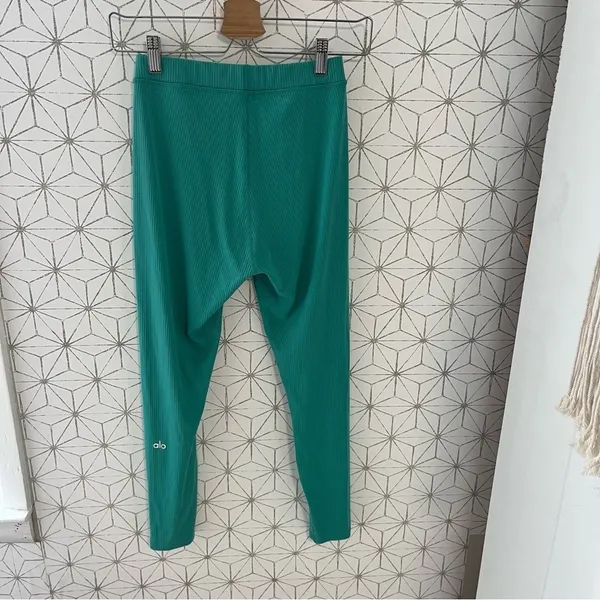 Alo Yoga Blissful Ribbed High Waist Legging Ocean Mist 7/8 - Image 3