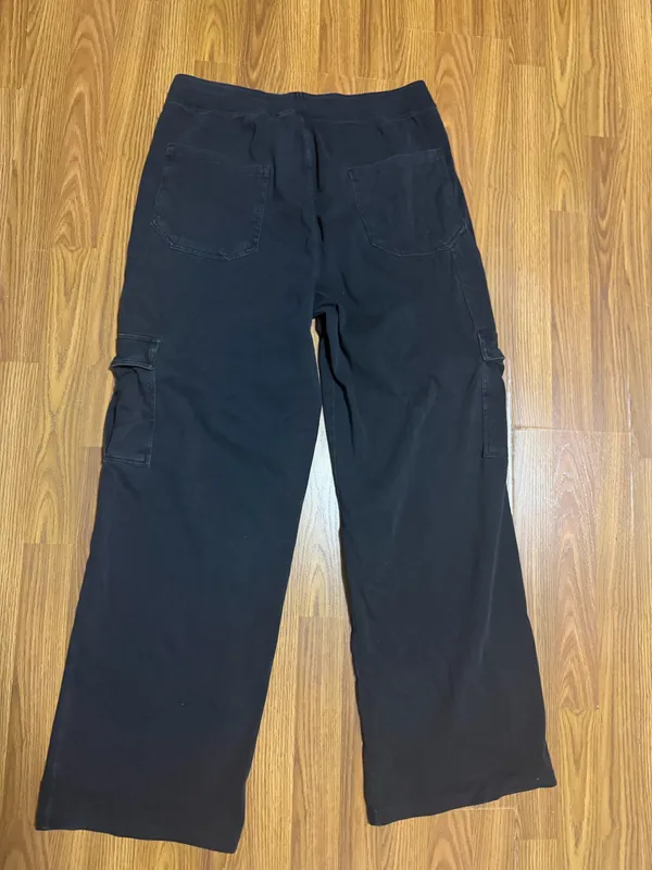 Halara High Waisted Pull On Cargo Wide Leg Travel Pants Black Size XL. - Image 3