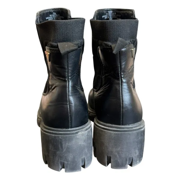 Guess Keva Booties Lugged Sole Chelsea Boots in Black - Image 7