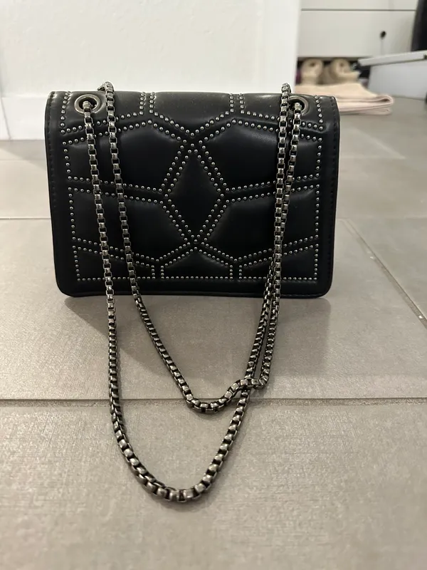 Black Box Chain Purse - Image 2