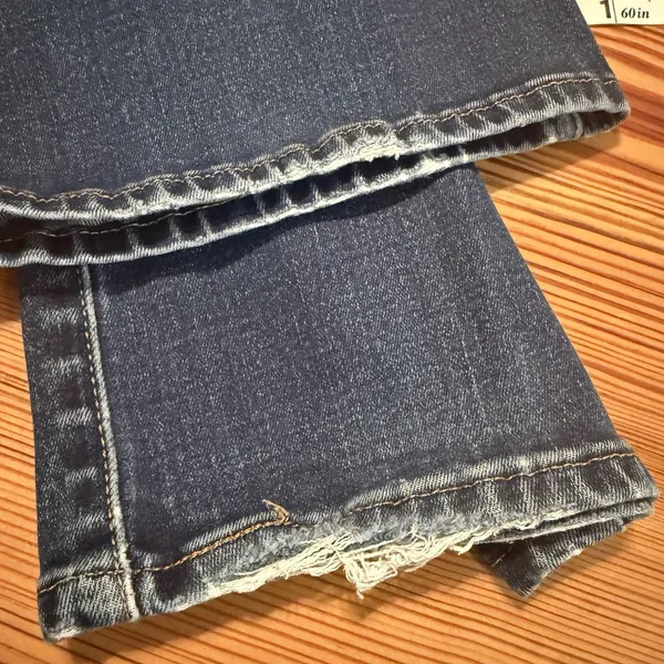 Levis 315 Jeans Womens 30 Blue Shaping Boot Cut Mid Rise Medium Dark‎ Wash Denim - Image 10