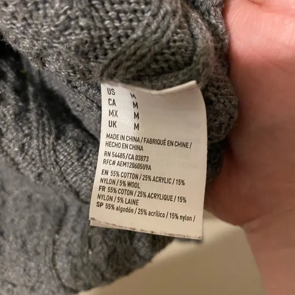 Women’s Gray American Eagle Rib Knit Side Zipper Crewneck‎ Sweater Size Medium - Image 4