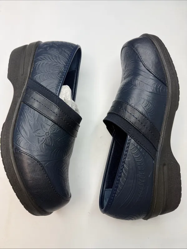 Easy Street Origin Comfort Clogs Size 8.5M - Image 4