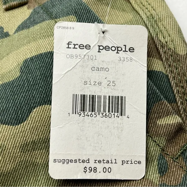 We The Free Free People Remy Camouflage Crop Jeans 25 High Rise Green‎ Camo Pants Denim NEW - Image 4