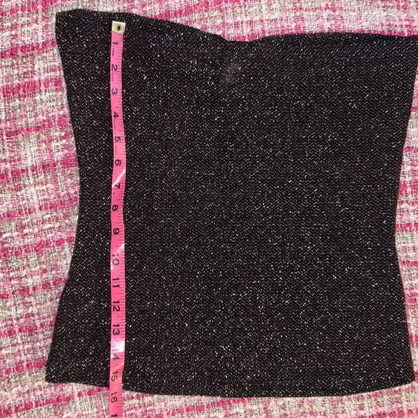 Divided Size L Gold Glitter Sweetheart Tube Top - Image 9