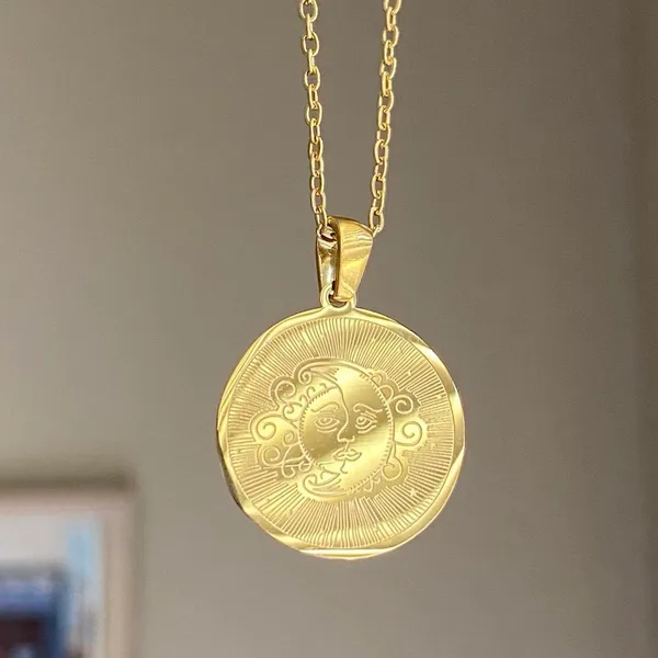 Handmade fully gold stainless steel celestial whimsical vintage moon necklace🌟 - Image 4