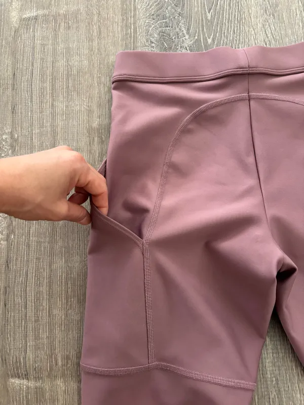 ALO YOGA High-Waist 4 Pocket Utility Legging in Woodrose (S) - Image 12