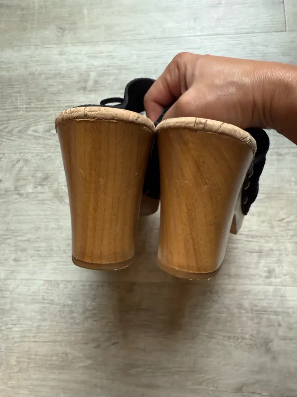 Korks Woodley Black Suede Boho Wooden Platform Clogs Mules Size 10  - Image 7