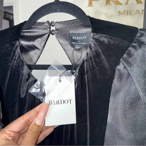 Bardot Marina Velvet Backless Mini Dress Black Womens 6 Medium Sheer Sleeves New - Image 9