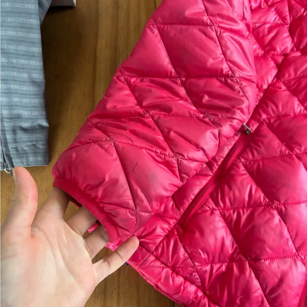 Columbia women Pink Quilted Down Jacket - Image 4