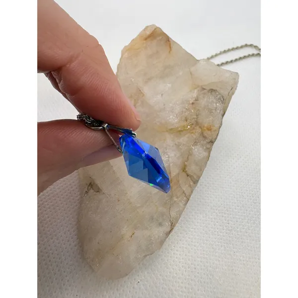 Vintage Blue Faceted Heart Pendant Necklace Silver Tone 16 Inch Rope Chain - Image 5