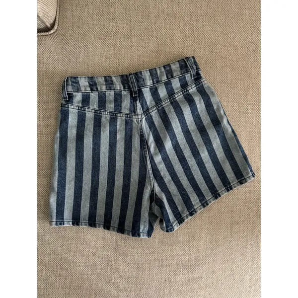 Zara High Waisted Light Dark Blue Striped Denim Shorts Size 4 - Image 2