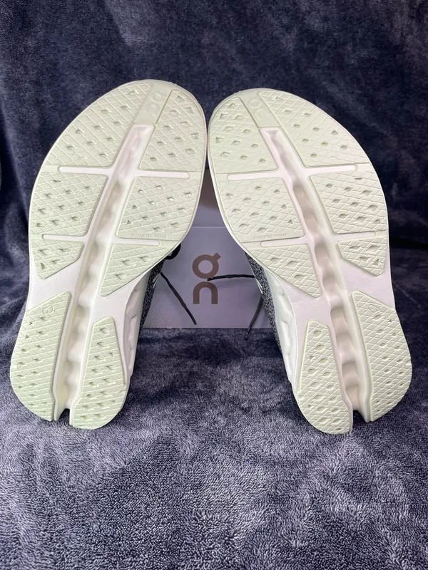 On Cloud Cloudsurfer Max Olive Seedling Men's Size 10 - Image 5