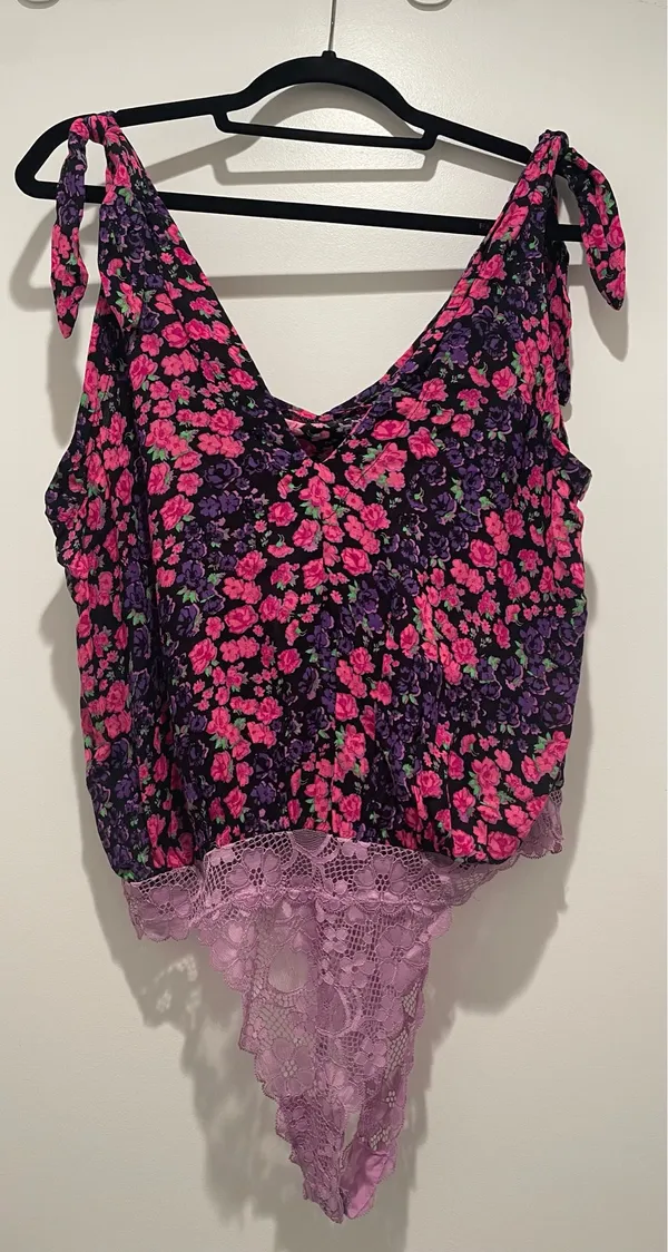 Free People Bodysuit Intimately Medium - Image 2