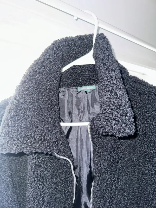 Wild Fable Women’s Black Teddy Coat - Image 2