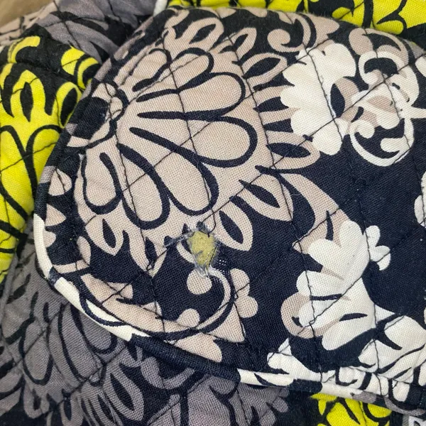 Vera Bradley Black/Yellow Duffel Bag - Image 3