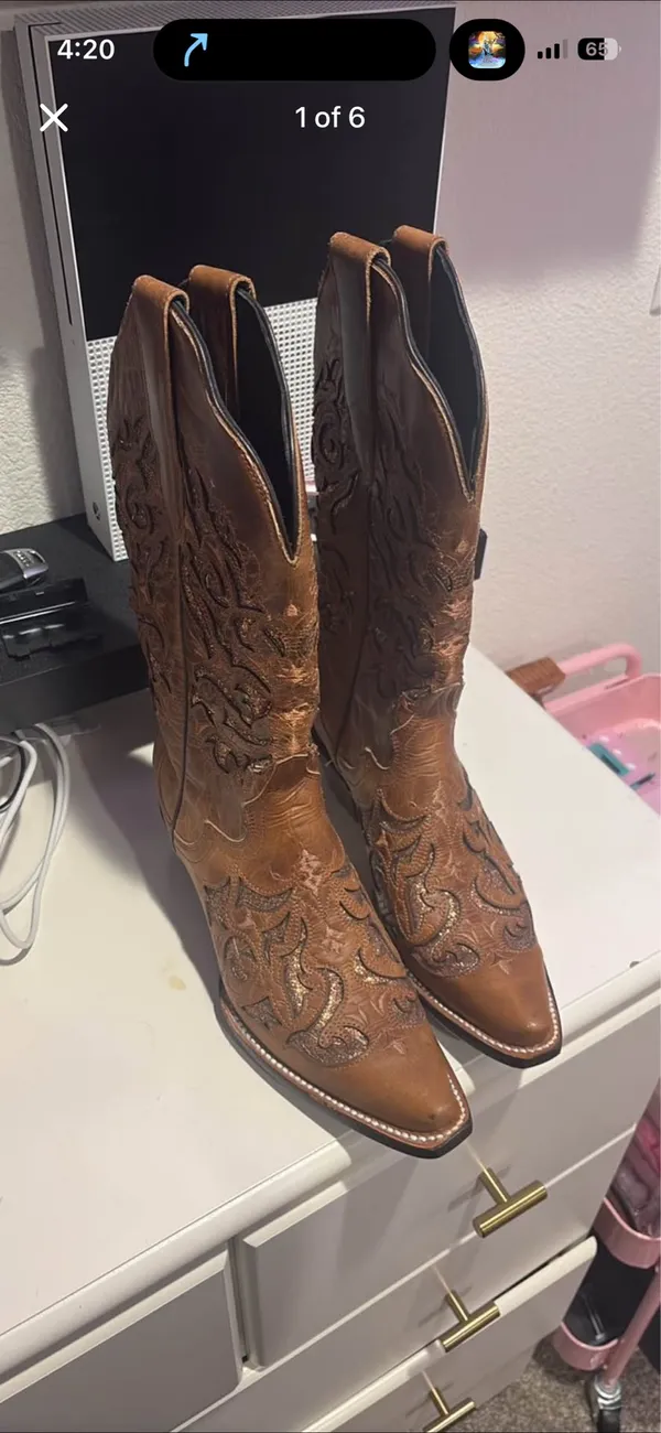 Women’s Western Boots Brown Size 8.5 - Image 2