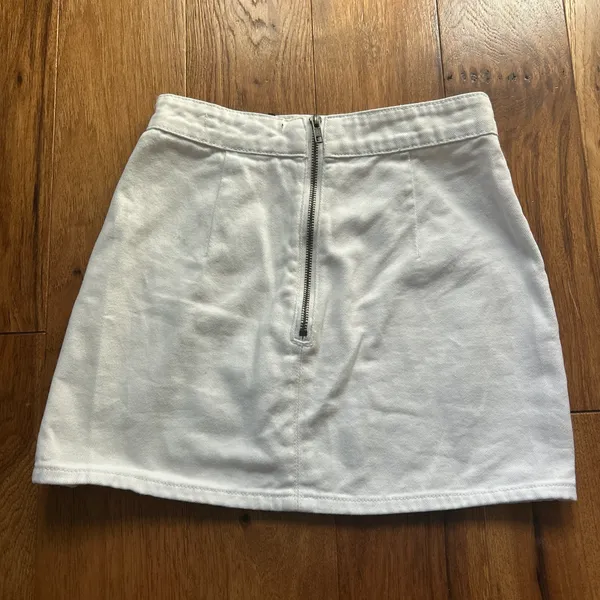 Princess Polly Lioness Skirt Mini White - Image 4