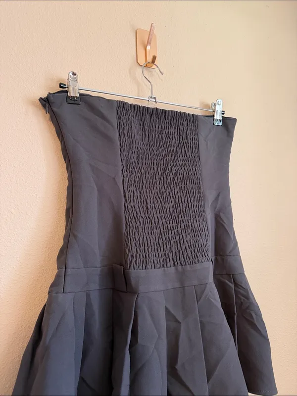 EDIKTED Pleated Drop Waist MINI DRESS‎ in Dark Gray Size Medium NWT - Image 7