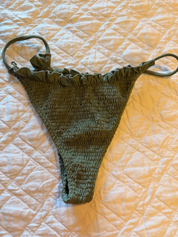 Indah Ruffle Green Bikini Bottoms - Image 5