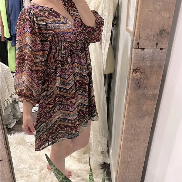 Umgee boho Plunge Neck Mini Sundress size large - Image 2