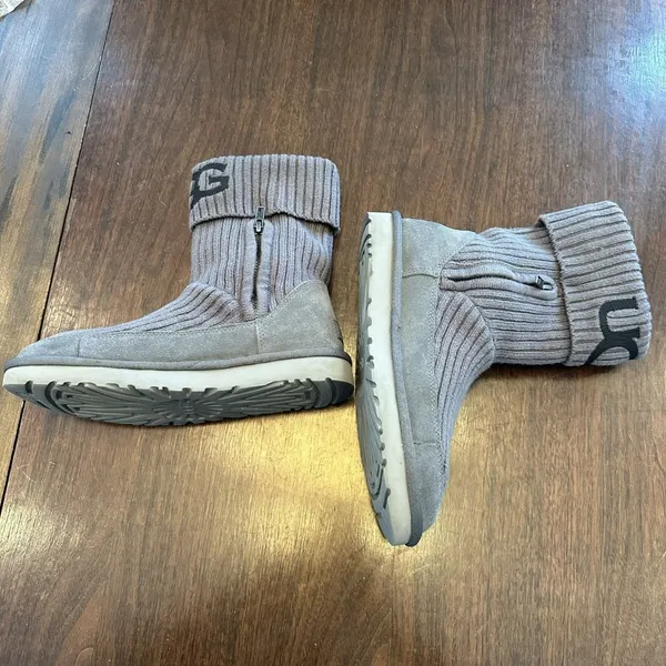 UGG Charcoal Gray Classic Knit & Suede Boots Women’s Size 8 - Image 7