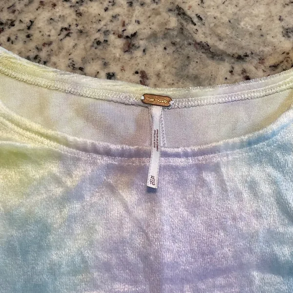 Free People Top Womens XL Pastel Tie Dye Velvet Boho Short Sleeve Raw Hem Tee - Image 3